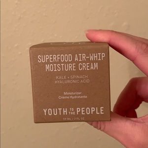 YTTP Superfood Air-Whip Moisture Cream